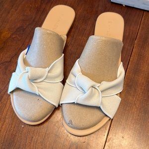 Rothy’s sandals - the knot in sand dollar color